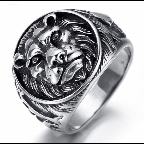 Men’s size 9 fashion ring